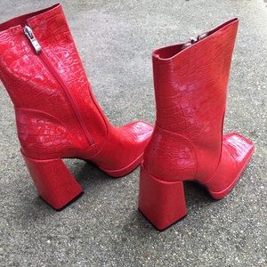 Sexy red boots